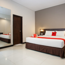 Reddoorz Premium Near Exit Toll Malang, Malang — photo 5