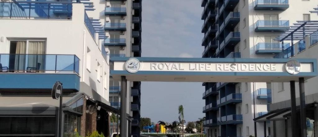 Royal Life Residence Poseidon Studio, Трикомо (Искеле) — фото 1