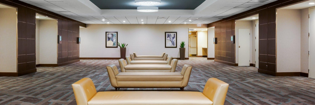 Holiday Inn La Mirada – Buena Park by IHG, 拉米拉达 — 照片 1