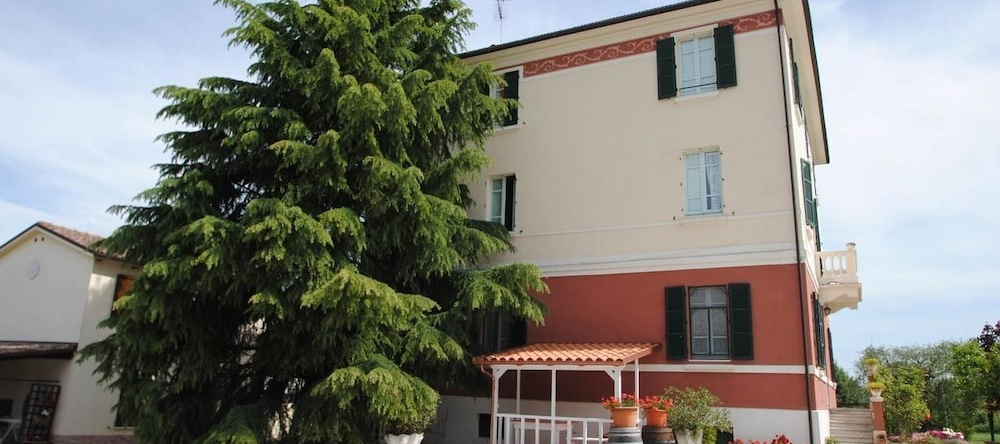 Country House Villa Geminiani, Montalto delle Marche — photo 1