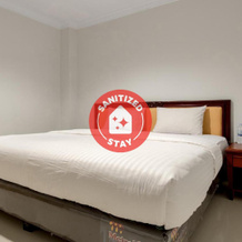 OYO 1752 Hotel Wisata, 基萨兰 — 照片 2