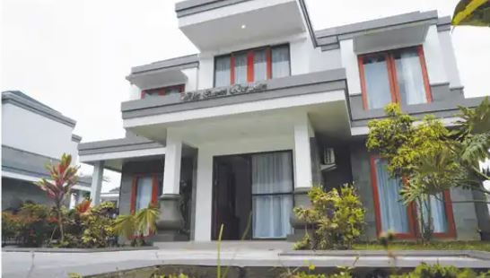 Grand Master Villa Tomohon, 托莫洪 — 照片 1