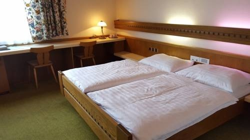 Hotel Butter, Voesendorf — photo 1