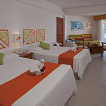 Los Angeles Locos - All Inclusive, Тенакатита — фото 4