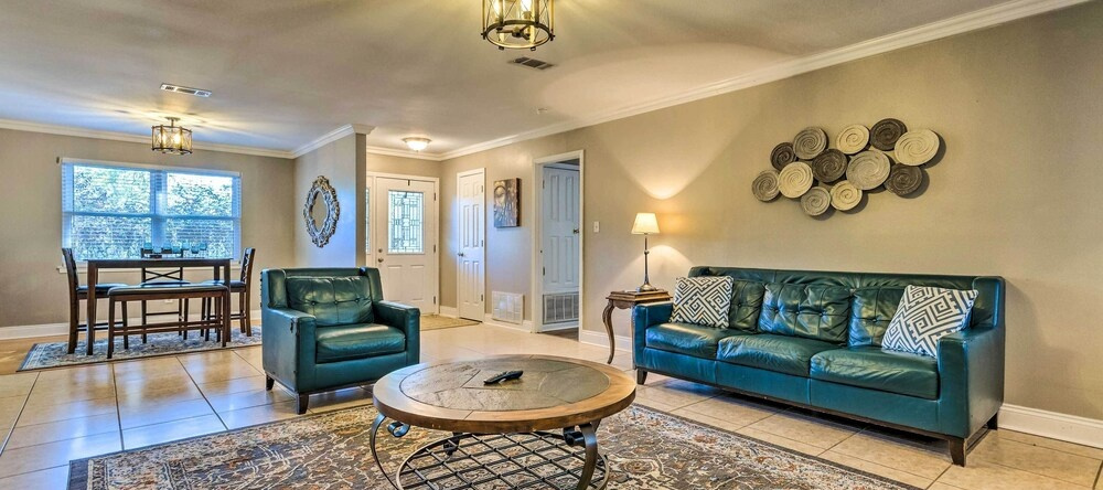 Tranquil Pensacola Vacation Rental With Fire Pit!, 费里帕斯 — 照片 1