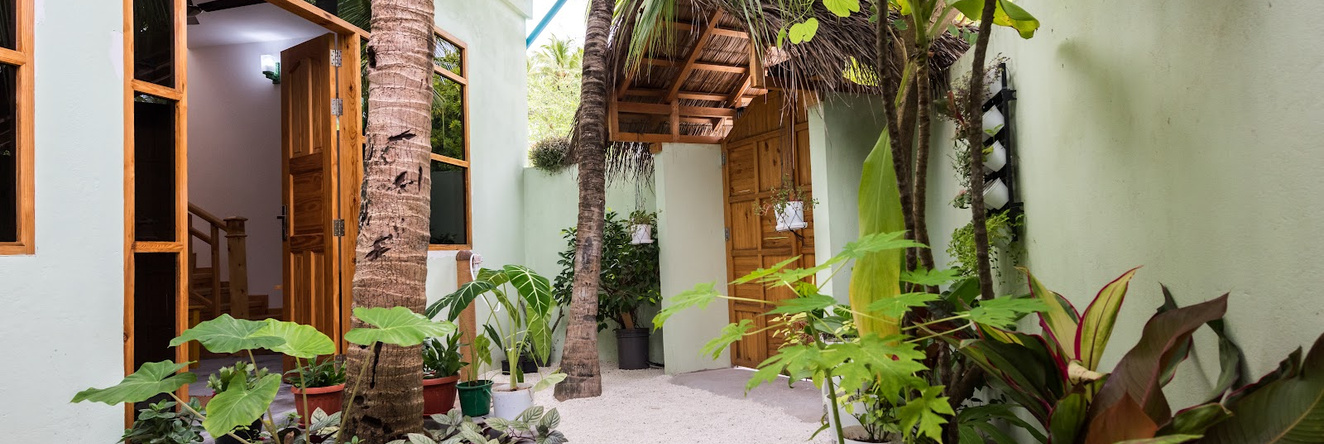 Isla Dhiffushi, Остров Миру — фото 1