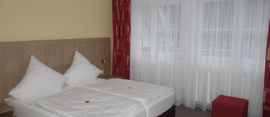 Hotel Restaurant Haus Dumicketal, 德罗尔斯哈根 — 照片 1