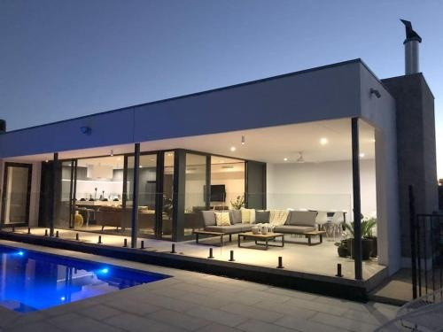 The Sinatra Holiday House in Mulwala, 马尔瓦拉 — 照片 1