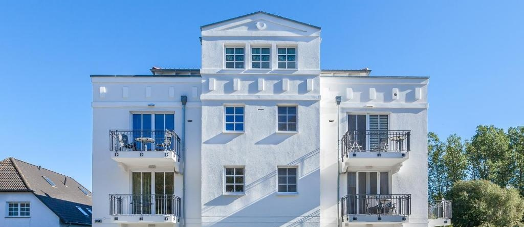 Residenz von Flotow Wohnung 13, 巴特多贝兰 — 照片 1
