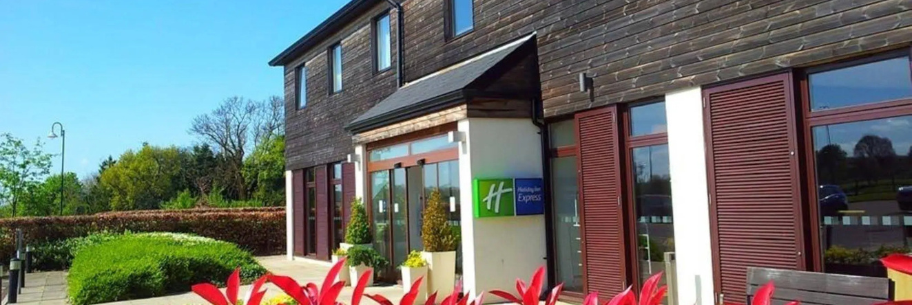 Holiday Inn Express London-Epsom Downs by IHG, 埃普瑟姆 — 照片 1