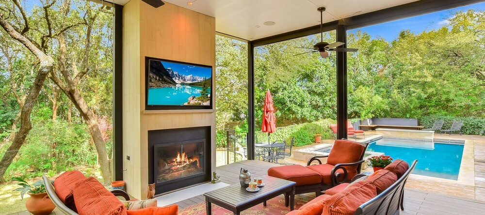 The Chaparral Estate 4 Bedrooms 4 Bathrooms Home, West Lake Hills — photo 1
