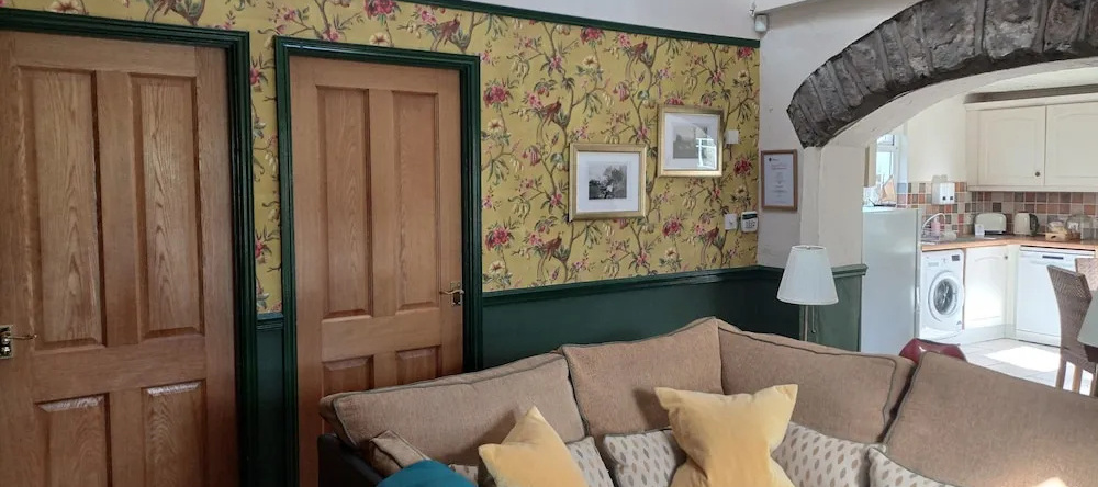 Riverside Cottage at Logwood Mill, Ballyclare — photo 1