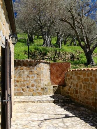 Il Giglio, Pettineo — photo 1