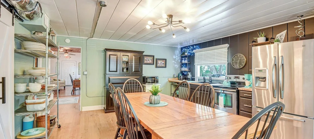 Walk to Historic Dtwn: Sanford Home w/ Gas Grill!, 桑福德 — 照片 1