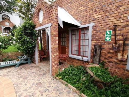 Van Dykshuis Guest House, Brakpan — photo 1