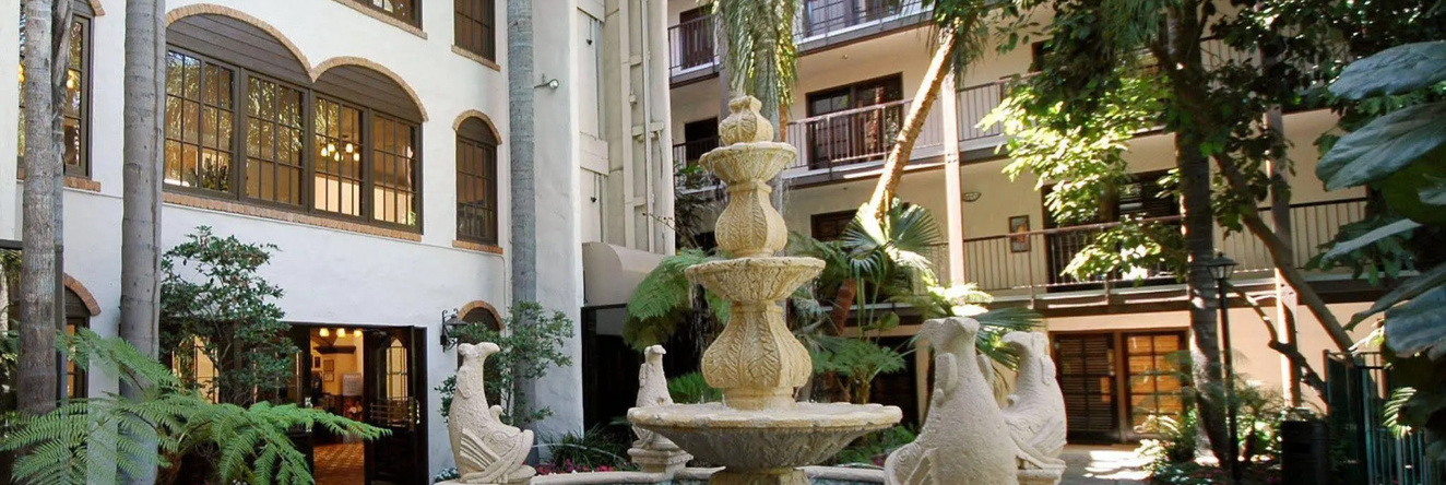 The Buena Park Grand Hotel & Suites, 博纳公园 — 照片 1