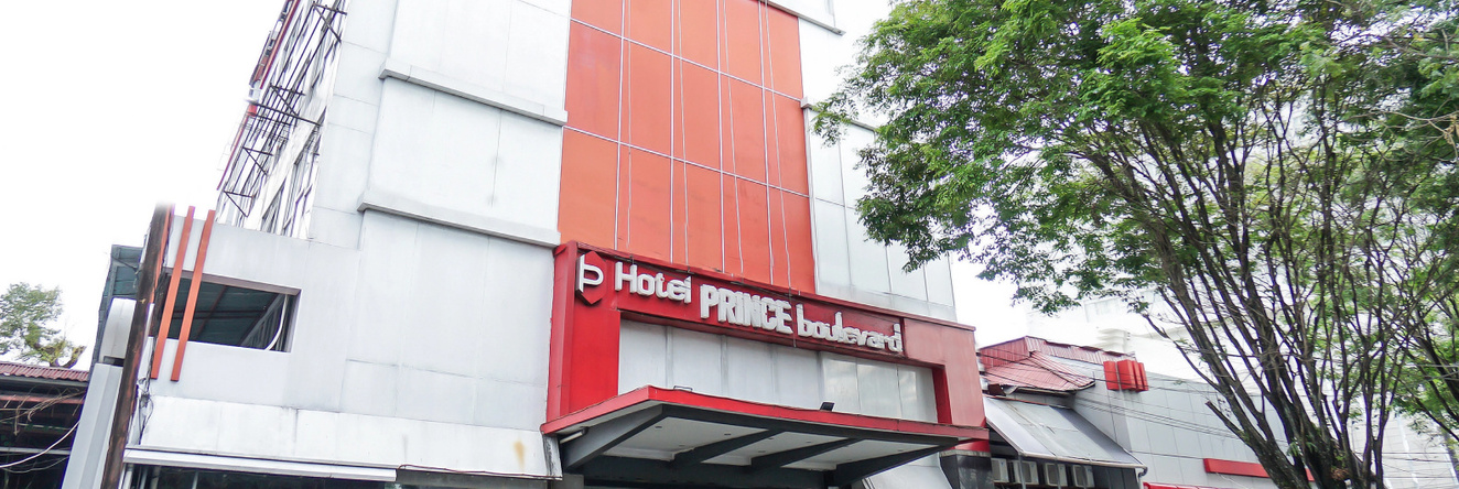 Oyo 1318 Hotel Prince Boulevard, Манадо — фото 1