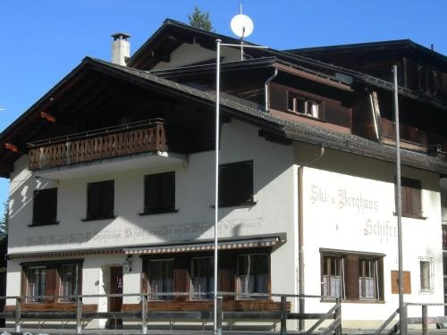 Berghaus Schifer, Клостерс-Зернойс — фото 1