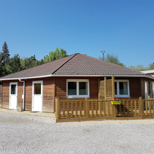 Camping l'Agrion Bleu - Bungalow, 圣马夏尔德瓦莱 — 照片 5