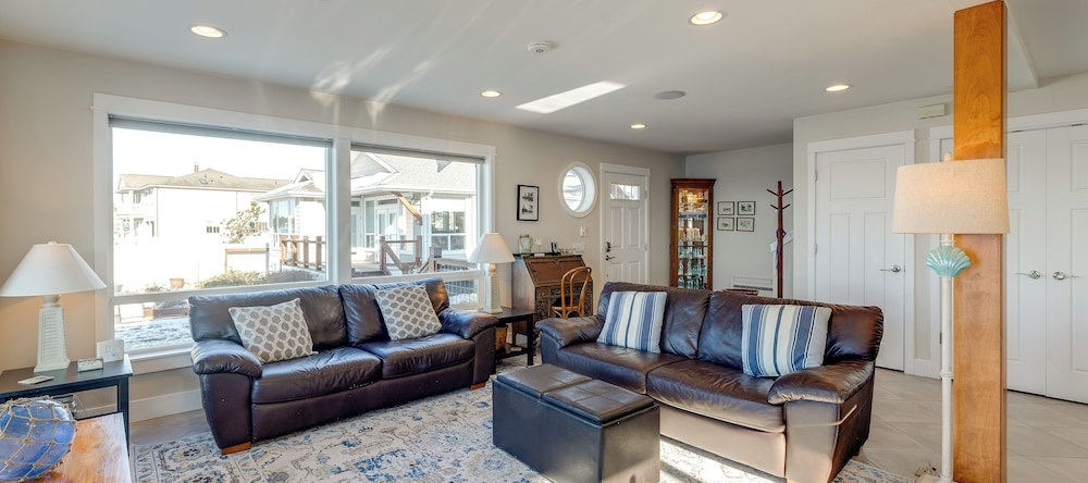 Ocean Views & Beach Access at Cottage on Birch Bay, 布兰 — 照片 1