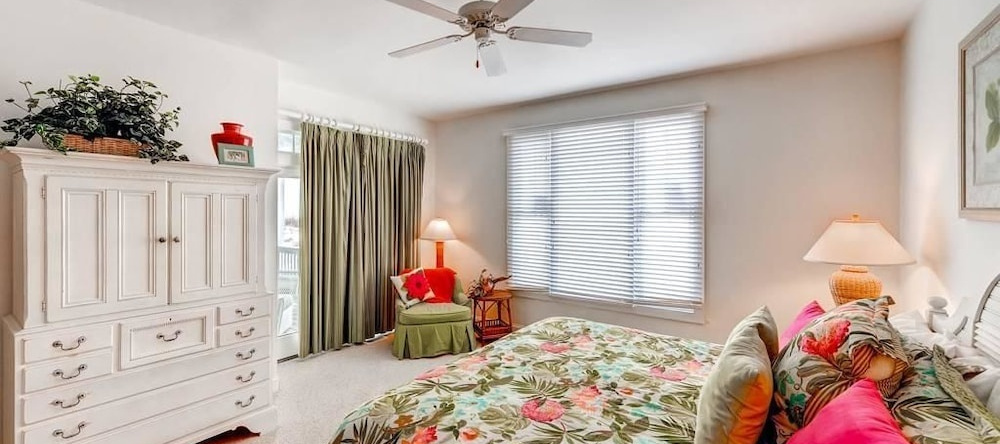Indigo Pelican Indigo Pelican 5 Bedroom Holiday Home By Bald Head Island, Bald Head Island — photo 1