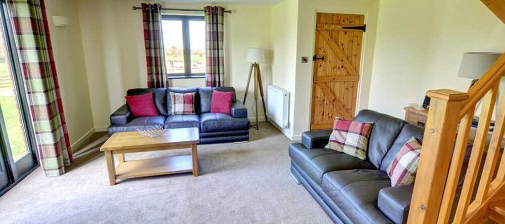 Luxurious Holiday Home in South Wales Near River, Llandinam — photo 1