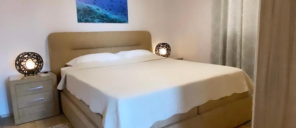 Apartments Tasha, Mali Losinj — photo 1