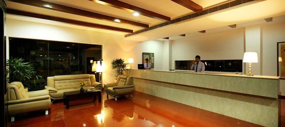 The Awesome Farms & Resorts, 古尔冈 — 照片 1