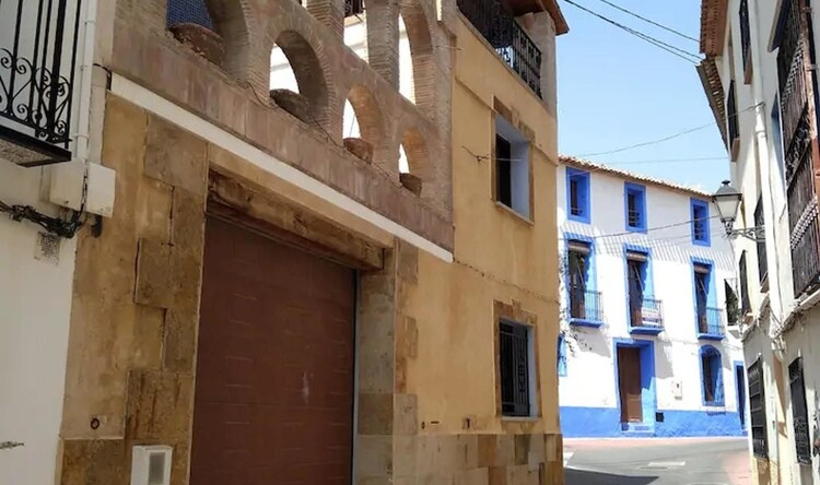 House with 5 Bedrooms in Xirles, with Wonderful Mountain View, Private Pool, Furnished Terrace - 10 Km From the Beach, Polop — photo 1