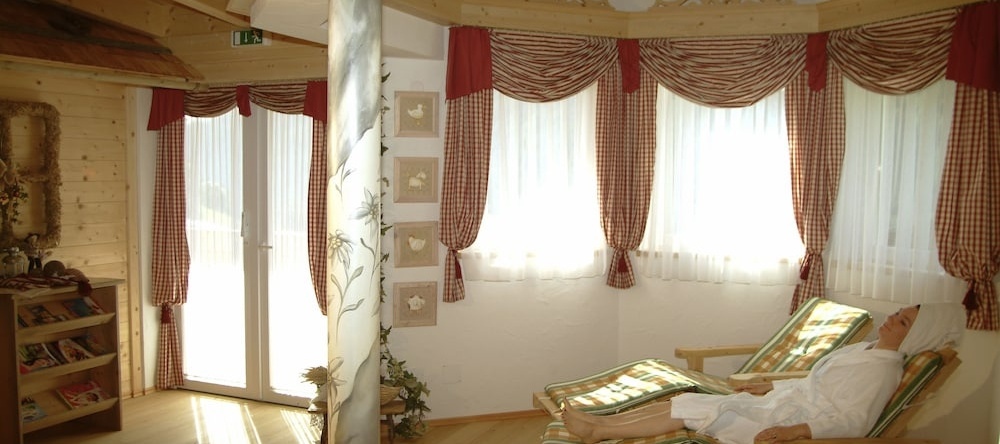 Familienhotel Replerhof, 大韦内迪格山麓普雷格拉滕 — 照片 1