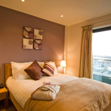 Liberty Wharf Apartments, 圣赫利尔 — 照片 2
