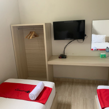 RedDoorz near Alun Alun Purbalingga, 普尔巴灵加 — 照片 3