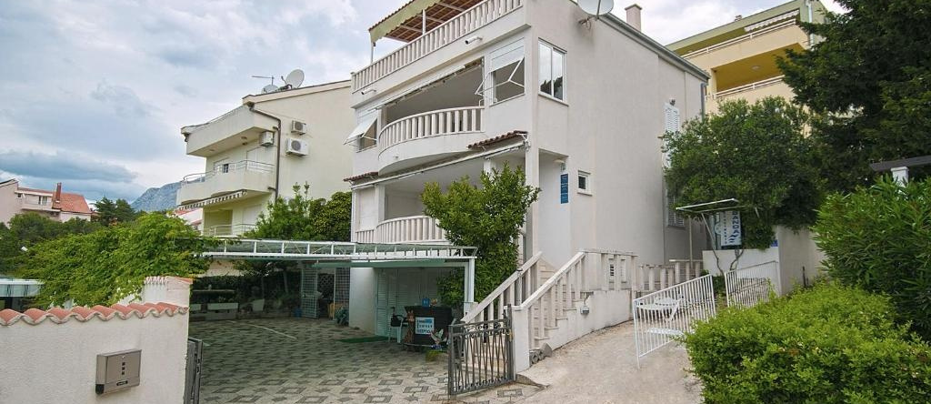 Apartments Danica, 普罗马伊纳 — 照片 1