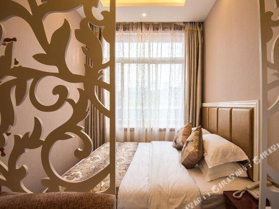 XueFu Hotel, Qiandongnan — photo 1