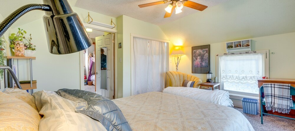 Marshalltown Vacation Rental w/ Private Yard!, Marshalltown — photo 1
