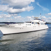 United Spirit Yacht, Труса — фото 3