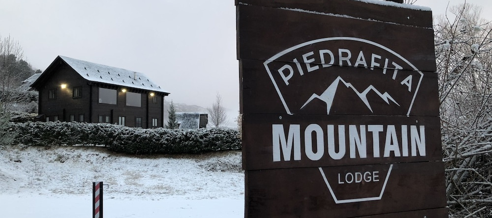 Aparthotel Piedrafita Lodge, Бьескас — фото 1