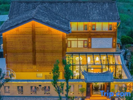 Lugu Lake · Lede Far Mountain Accommodation, 丽江 — 照片 1