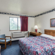 Red Roof Inn Greensburg, Гринсбург — фото 3