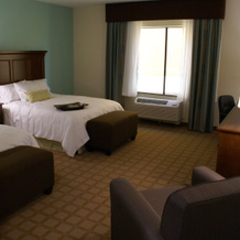 Hampton Inn & Suites Center, Center — photo 4