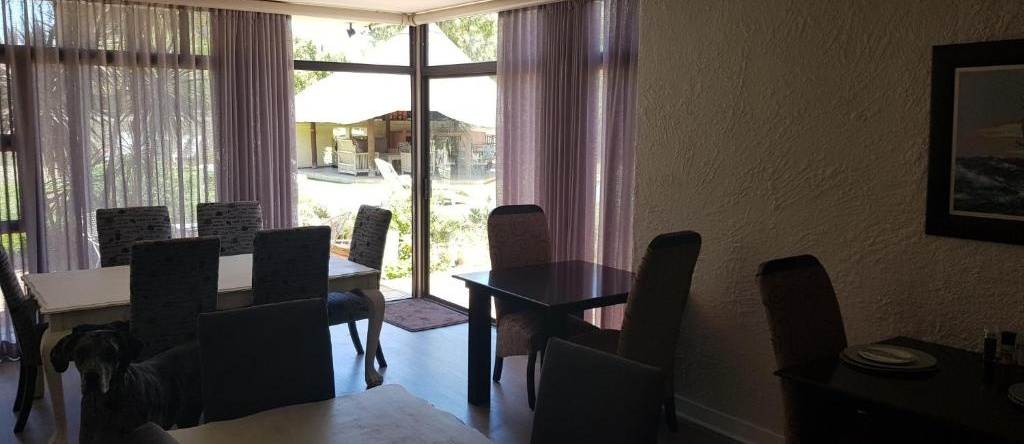 12 On Vaal Drive Guesthouse, Вереенигинг — фото 1