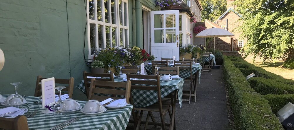 The Crown Inn, Roecliffe, Роеклифф — фото 1