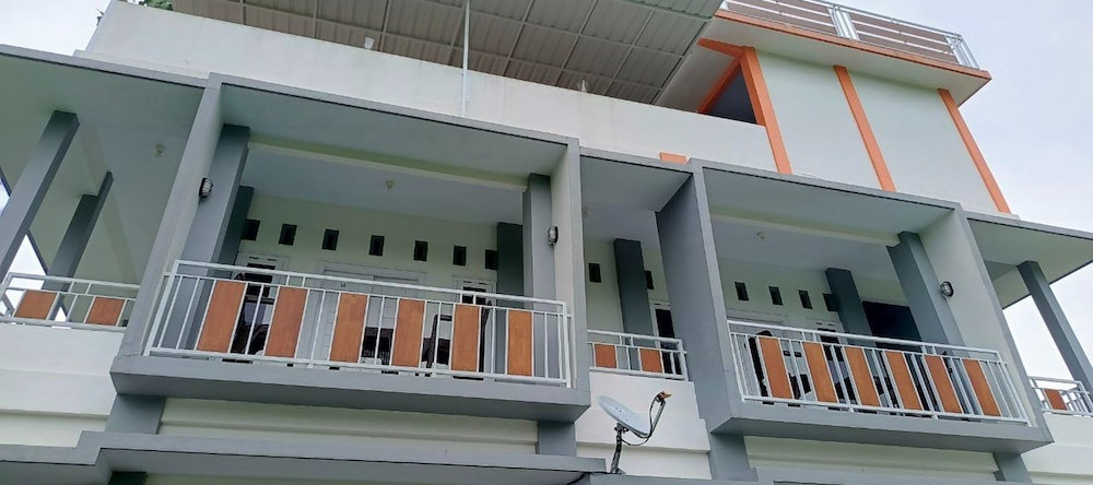 Rizky Bromo Homestay, 萨皮克雷普 — 照片 1