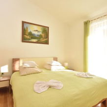 Amazing Home in Blato na Cetini With Wifi and 4 Bedrooms, 克雷舍沃 — 照片 2