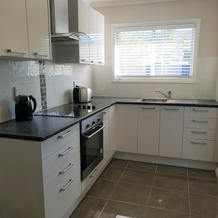 Rose Apartments Unit 2 Central Rotorua- Accommodation & Spa, Rotorua — photo 3