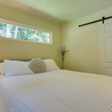 Updated Getaway w/ Pool & Hot Tub on < 3 Acres!, Stony Point — photo 3