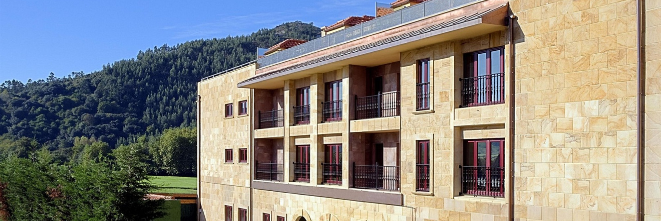 Hotel Spa Villa Pasiega, 恩特拉姆巴萨瓜斯 — 照片 1