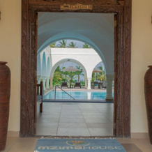 Mzima Beach Resort, Galu — photo 2