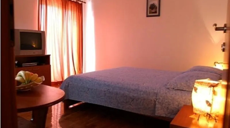Villa Albatros, Vinisce — photo 1