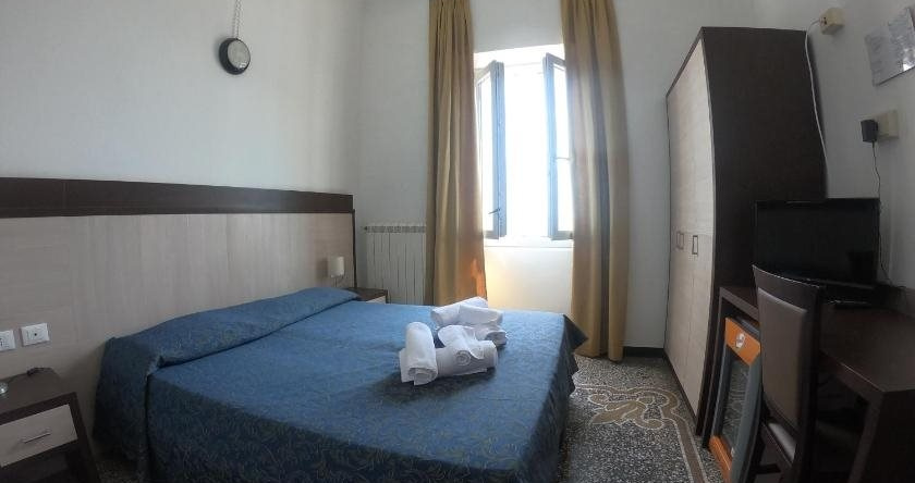 Hotel Monique, Noli — photo 1